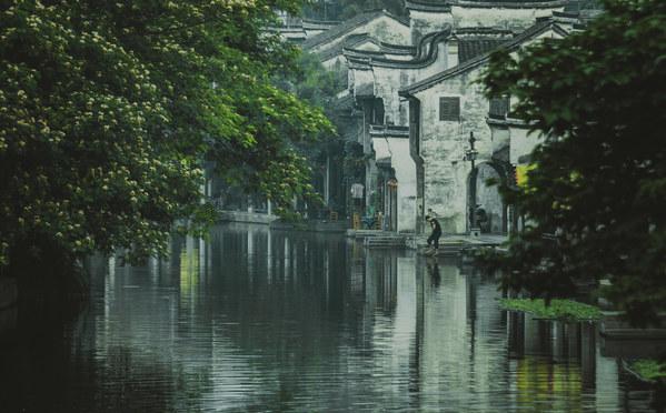 中银国际:维持腾讯“买入”评级 目标价降至407港元